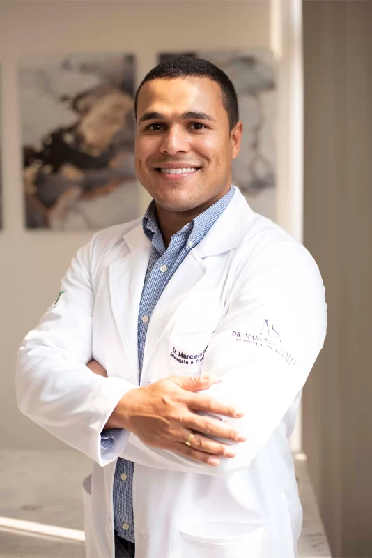 Dr. Marcelo Soares - Médico Ortopedista e Traumatologista