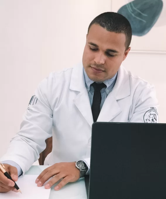 Tratamentos modernos para recuperação do joelho com Dr. Marcelo Soares